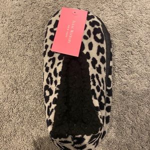 Isaac Mizrahi new with tags leopard slippers - size large womens